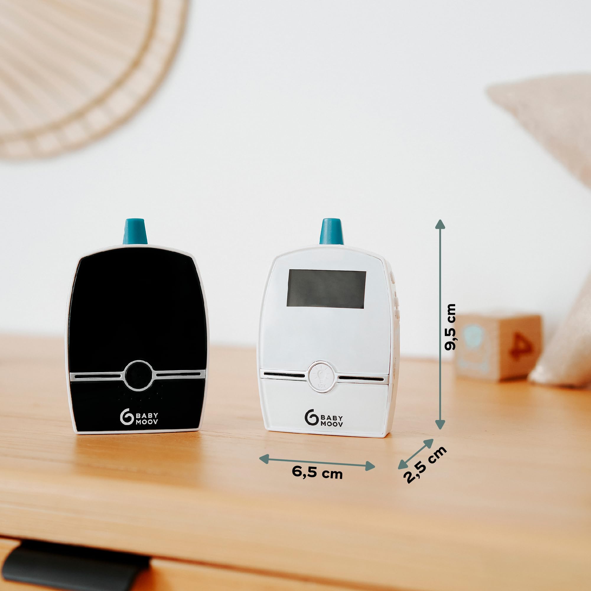 Babymoov Babyphone Audio Premium Care, Faible Emission d'Ondes avec Détecteur de Mouvement, Portée 1400m, Veilleuse, Berceuses, Capteur de Température, Talkie-Walkie
